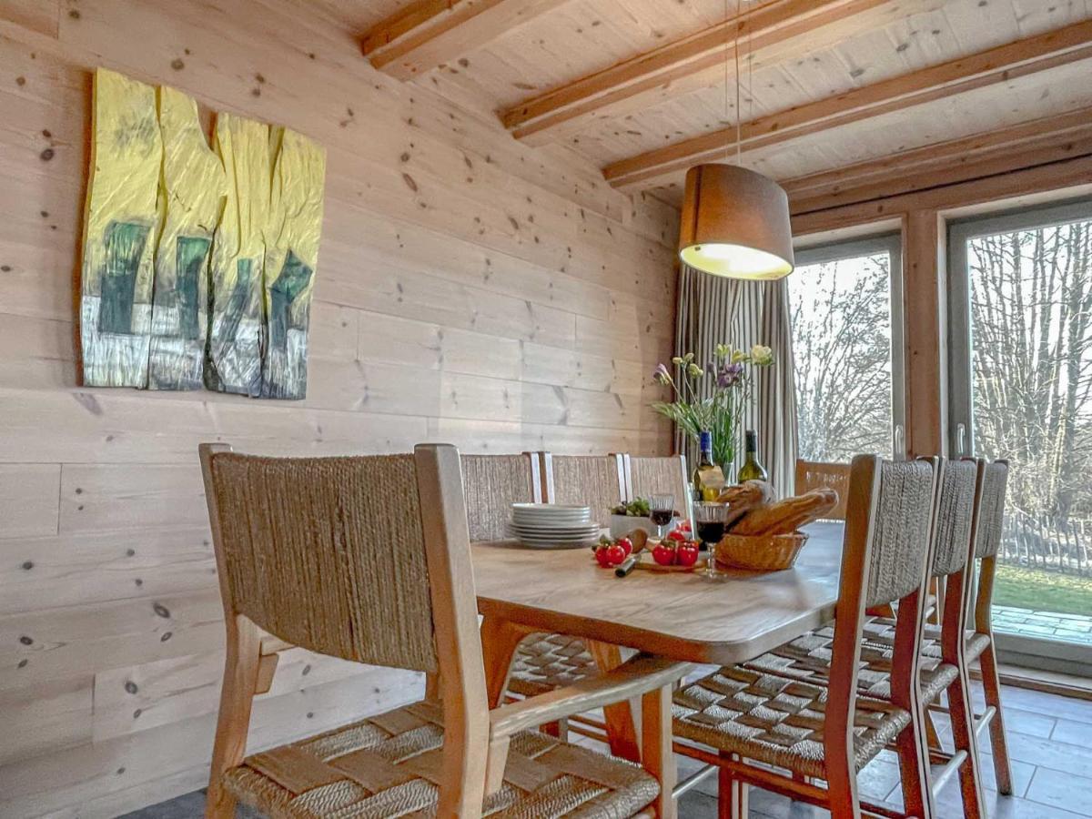 Traumhaff Kuestenchalets - Einzigartige Chalets An Der Ostsee. Ganz Aus Laerchenholz Mit Kamin Und Sauna Vogelsang-Warsin Екстериор снимка
